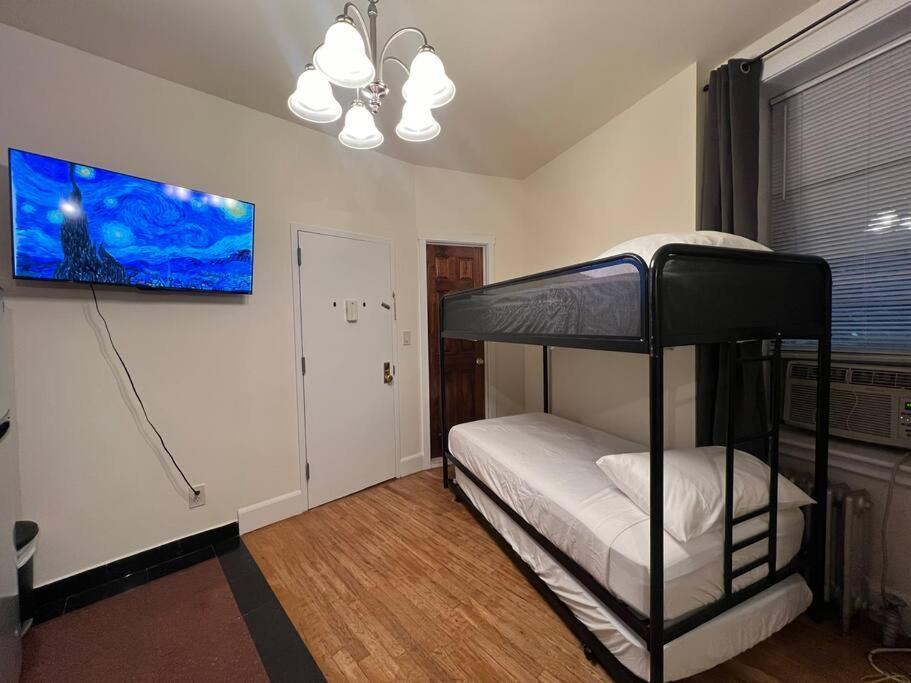 Nyc Times Square Apartment